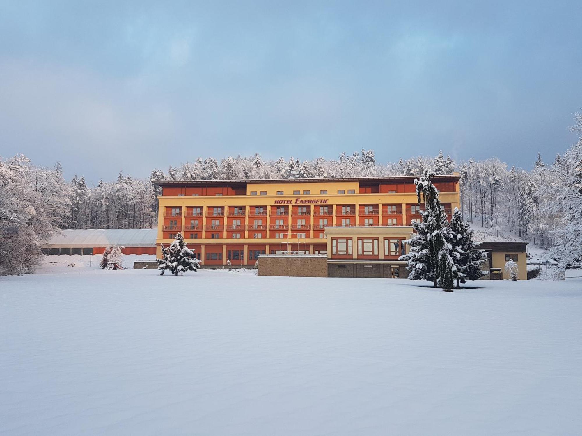 Wellness Resort Energetic Рожнов-под-Радгоштем Экстерьер фото