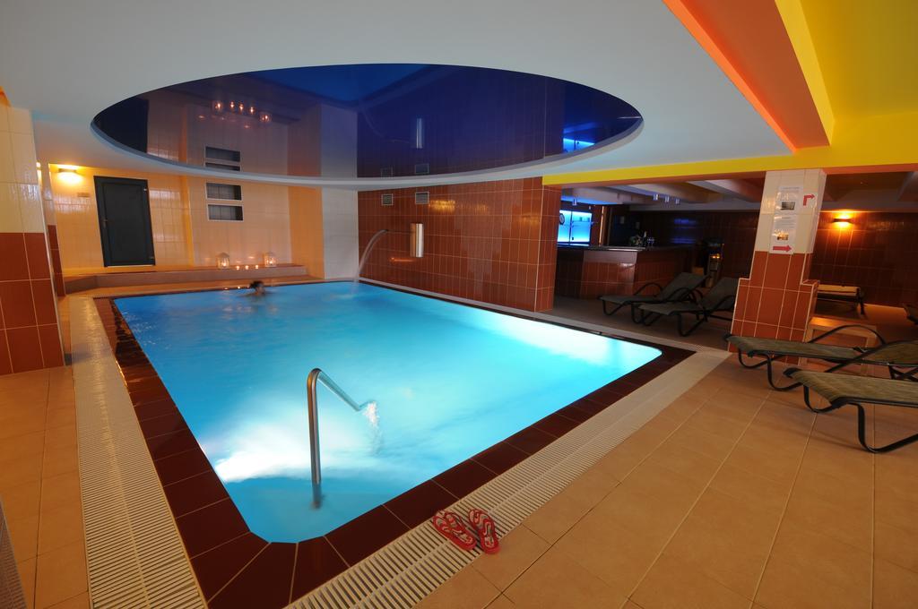 Wellness Resort Energetic Рожнов-под-Радгоштем Экстерьер фото